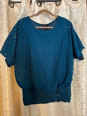 Super Cute AB Studio Teal Textured Short-Sleeve Blouse